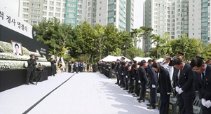 跨越国界的守护：中韩民间友好的温暖印记