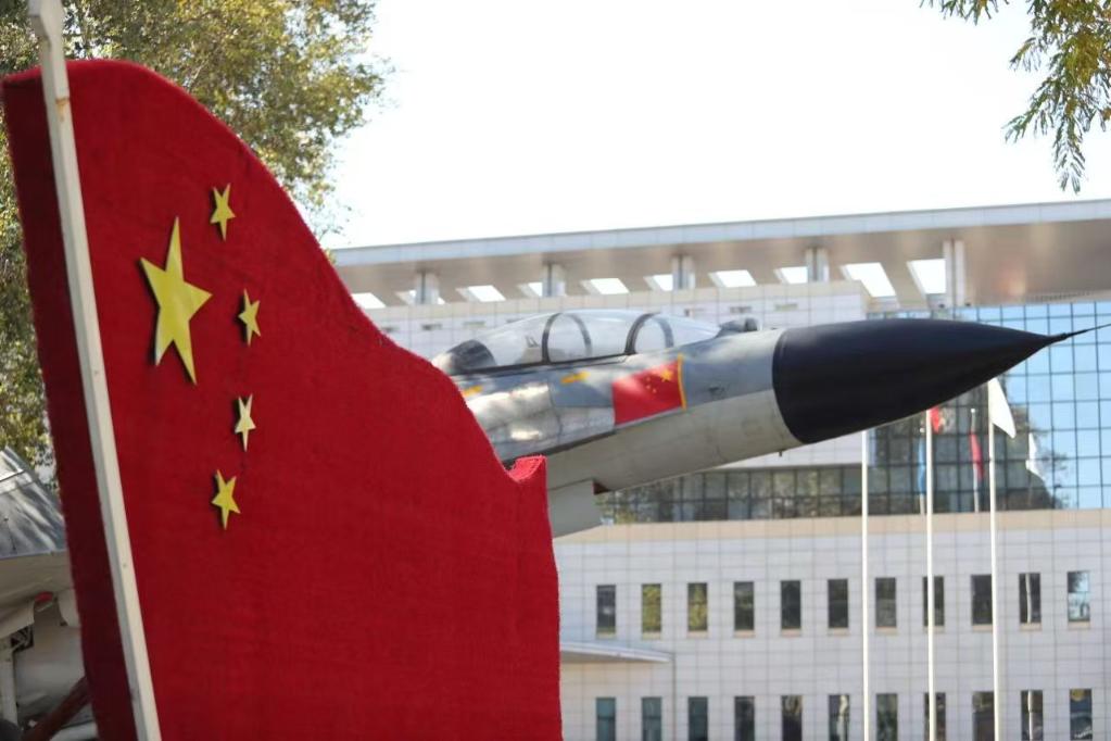 大国总师一席谈丨中国航空工业集团王永庆：“创新是我们的基因密码”-新华网